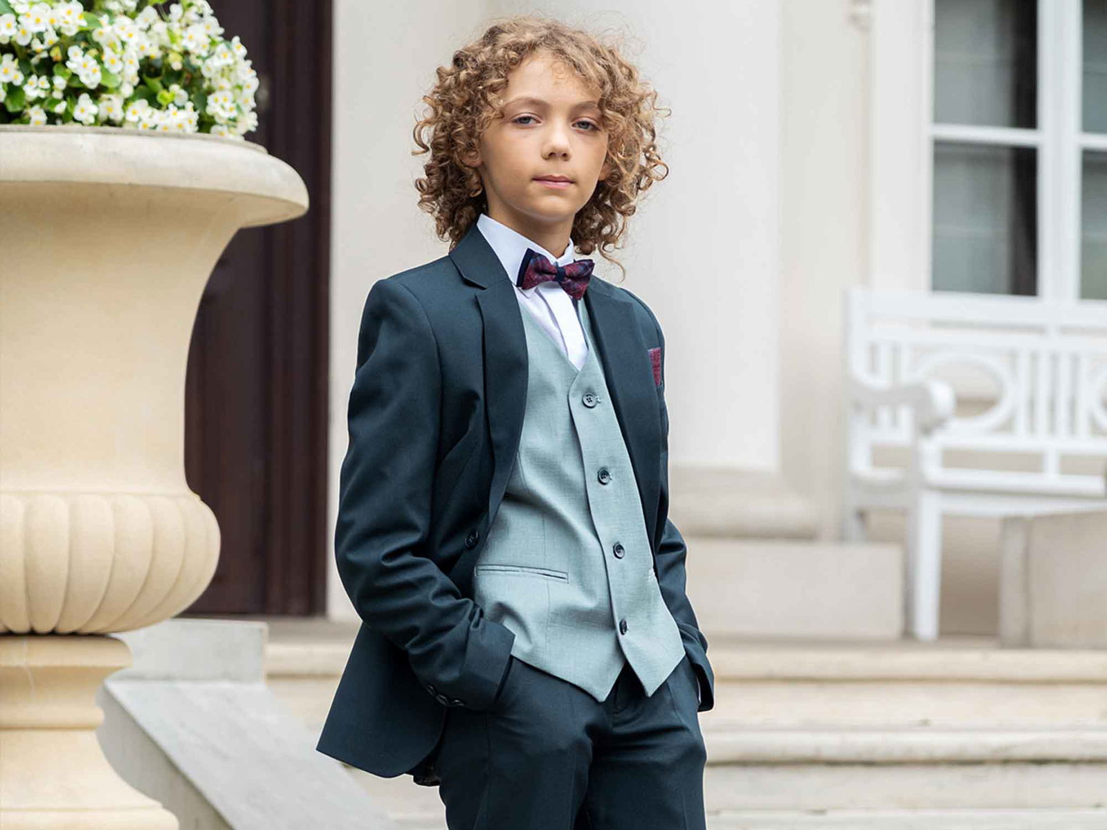 Kategorien-konfirmation-junge-anzug Herren Cocktail und Partymode Mann im Anzug