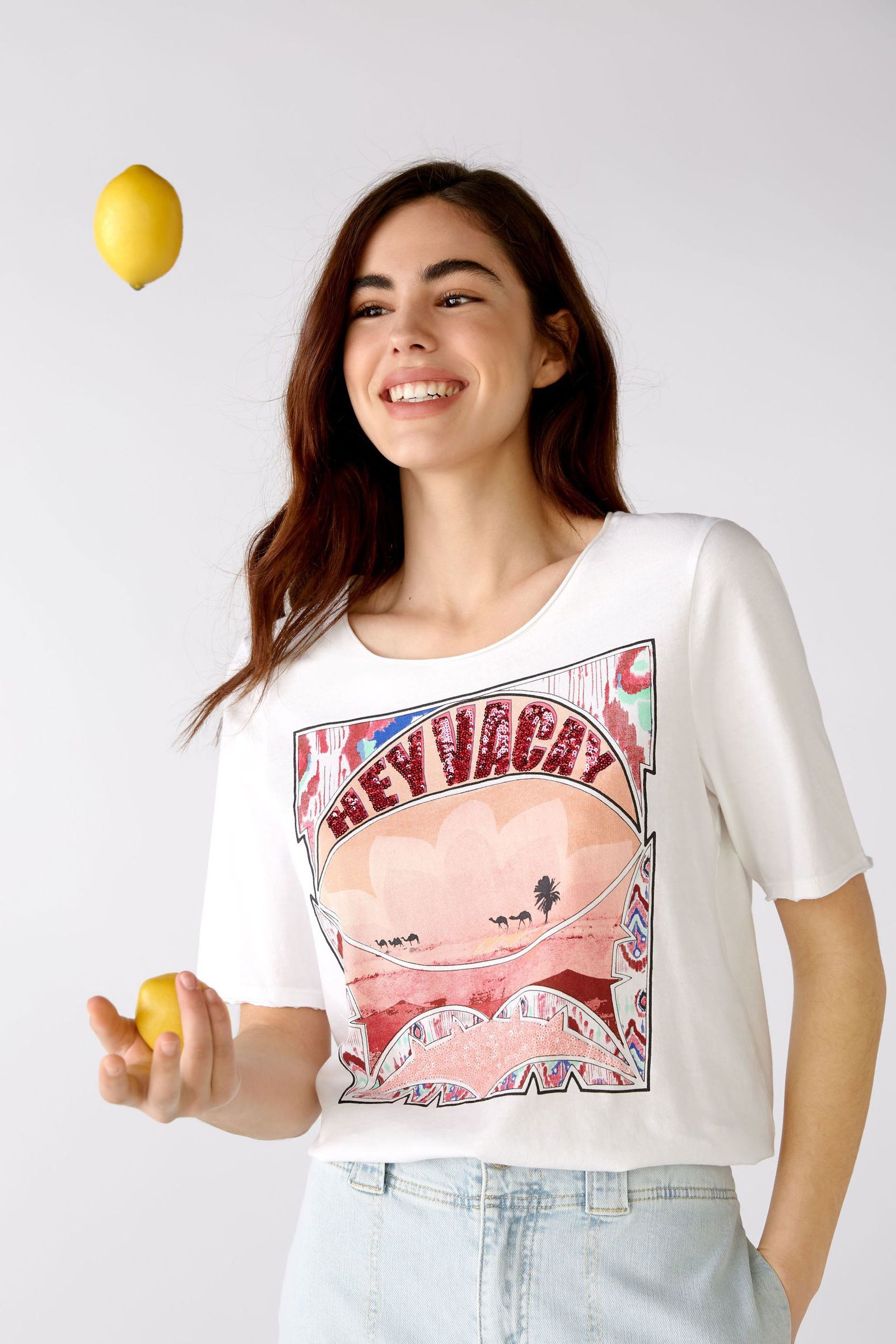 T-Shirt mit platziertem Motiv