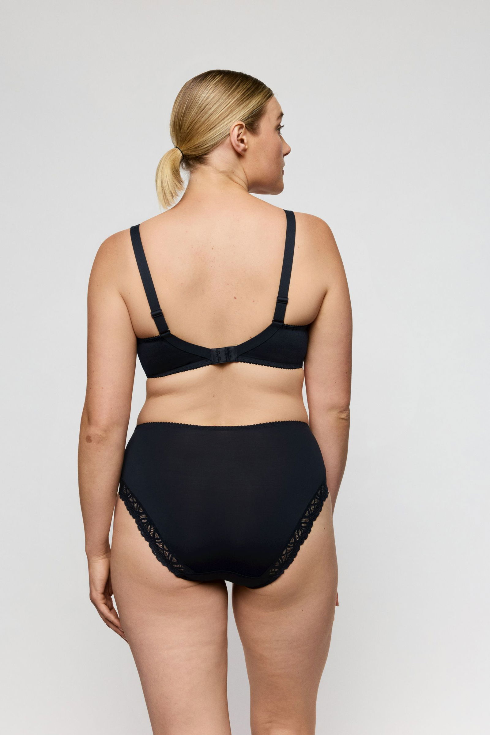 PrimaDonna |  PrimaDonna natur Vollschalen-BH "Salerno" | 90/F | natur