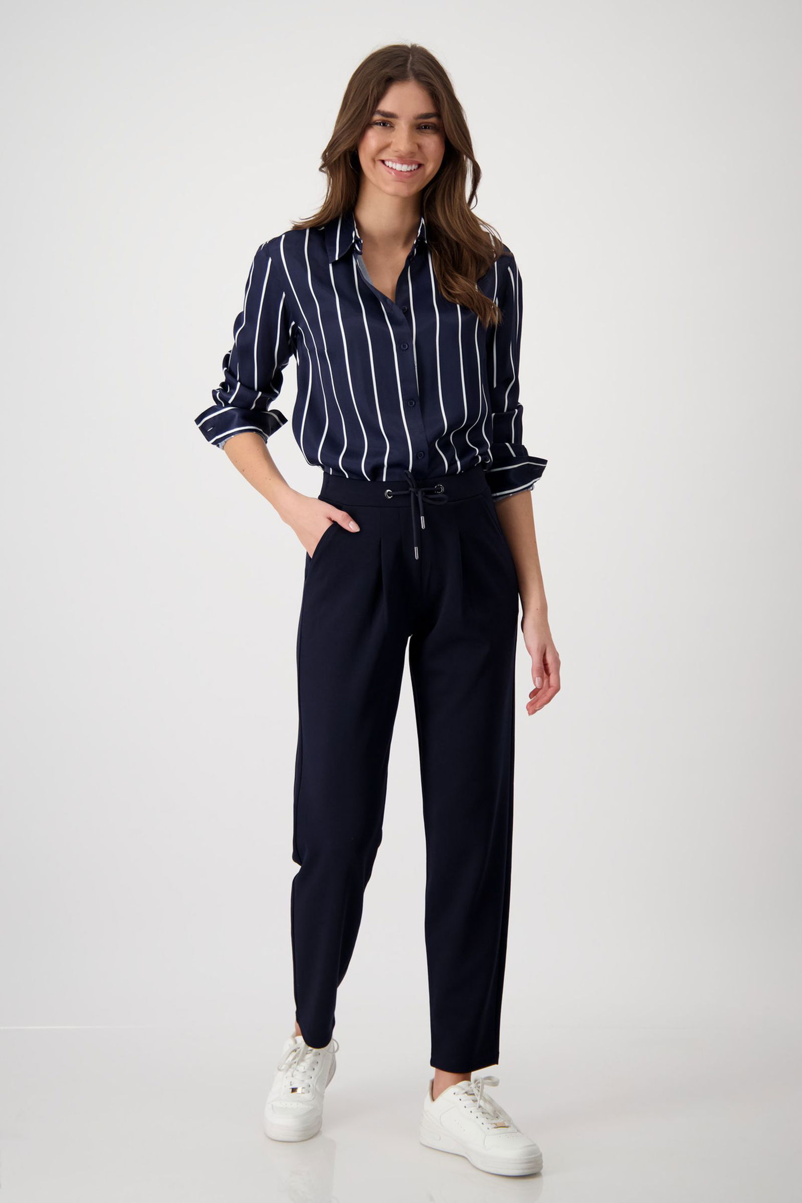 Monari |  Monari Schmale Hose  | 44