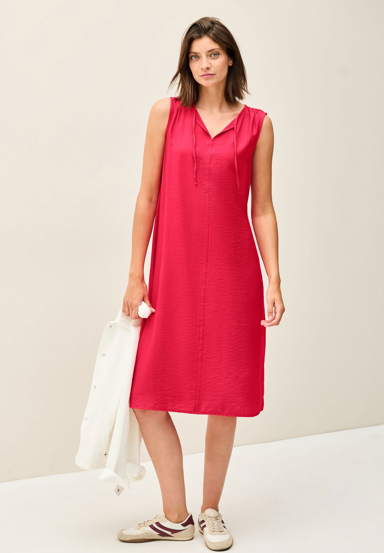 |  Kleid in Unifarbe | S