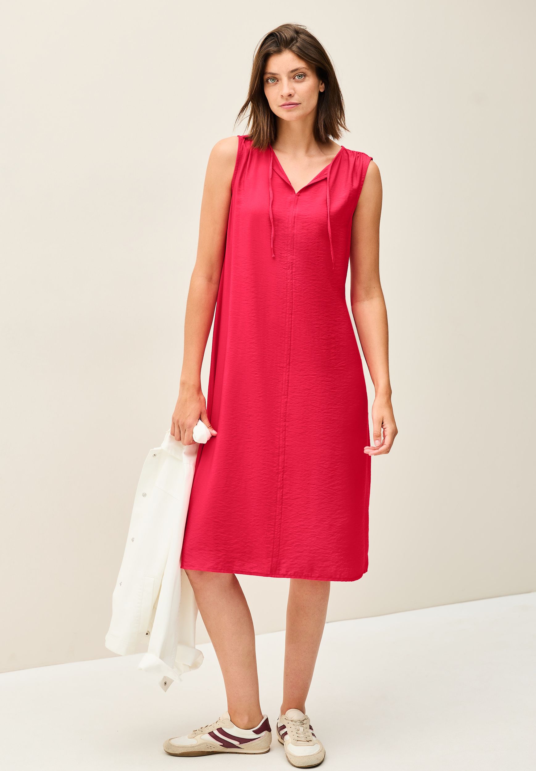  |  Kleid in Unifarbe | S