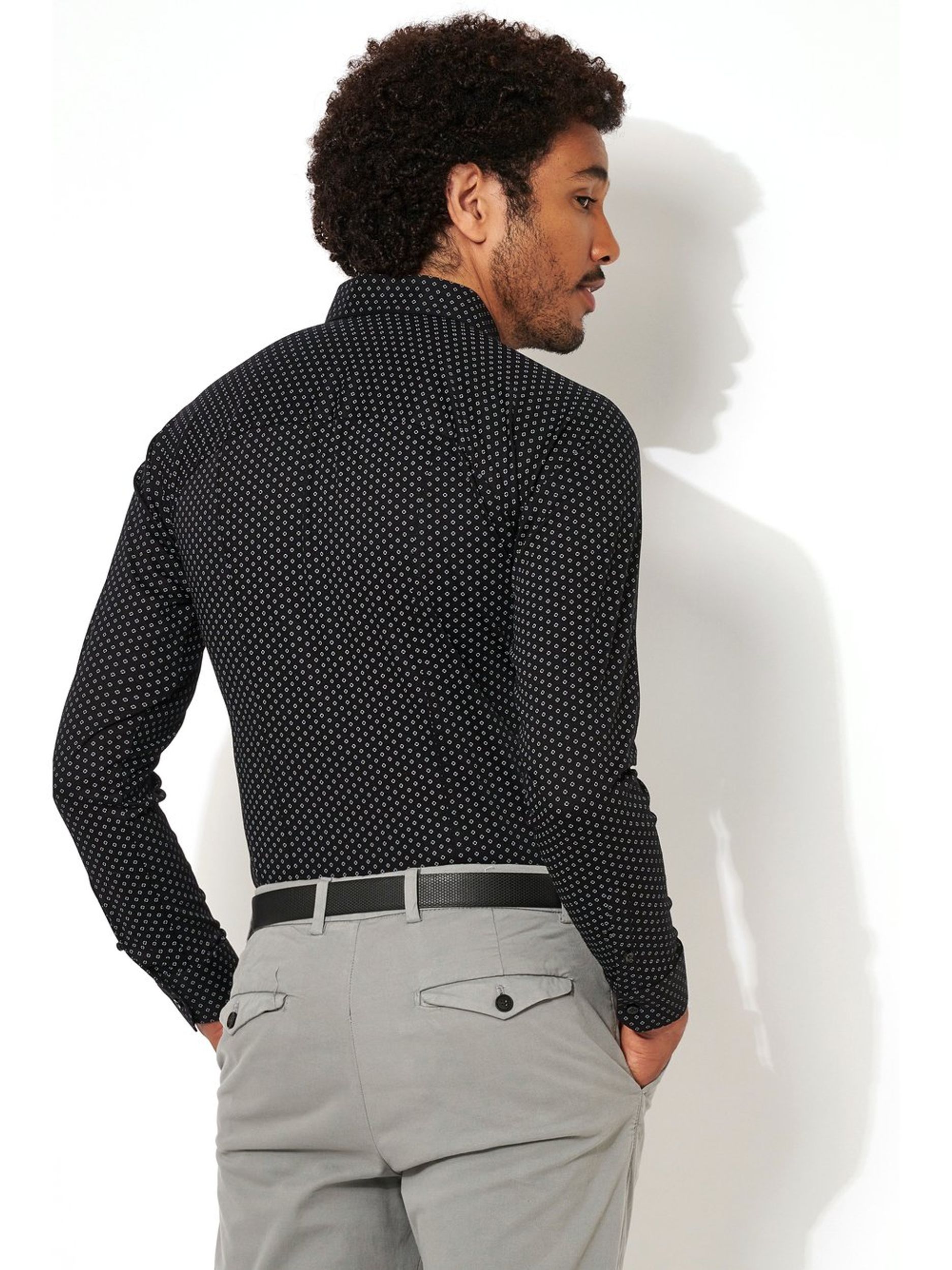 DESOTO |  DESOTO Hemd Slim Fit  | XL | black with red dots