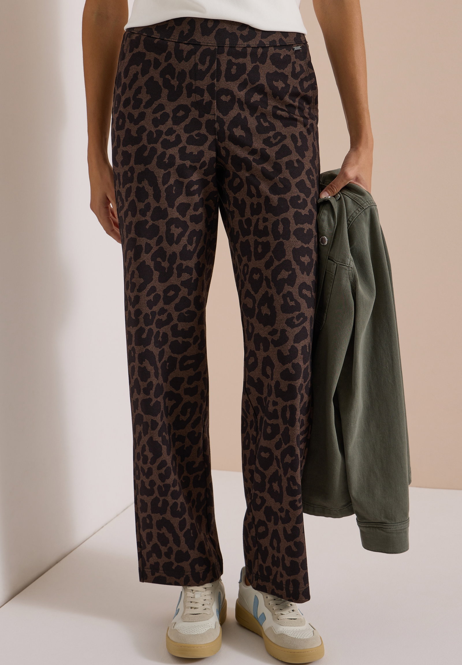 TOS Style Neele Straight AOP, dark toffee brown #3