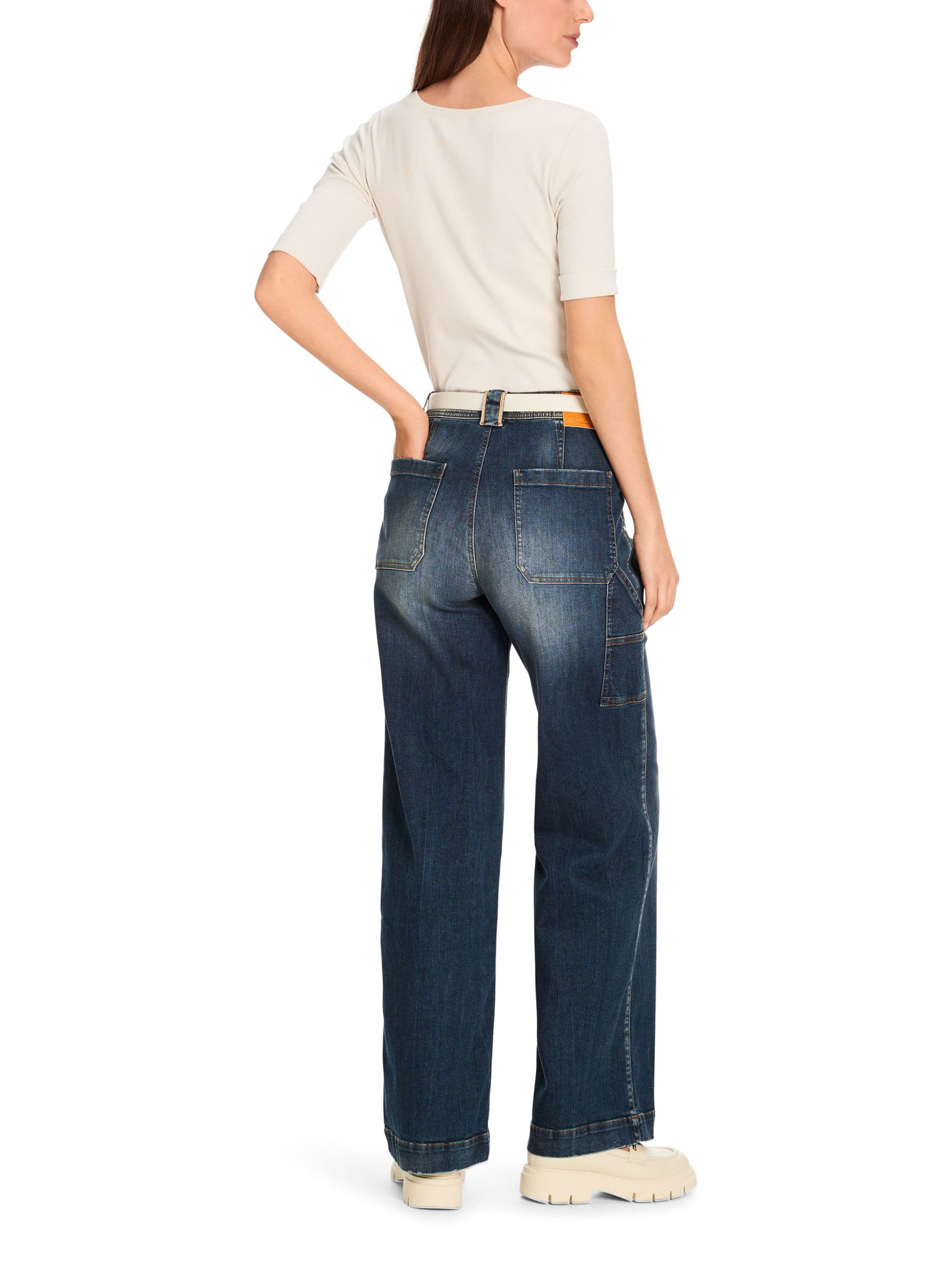 d861fff4151a08d0de9e6cb0ed4e7b9d Marc Cain Additions | Schmal geschnittenes T-Shirt mit 3/4-Arm | 36 | smoke