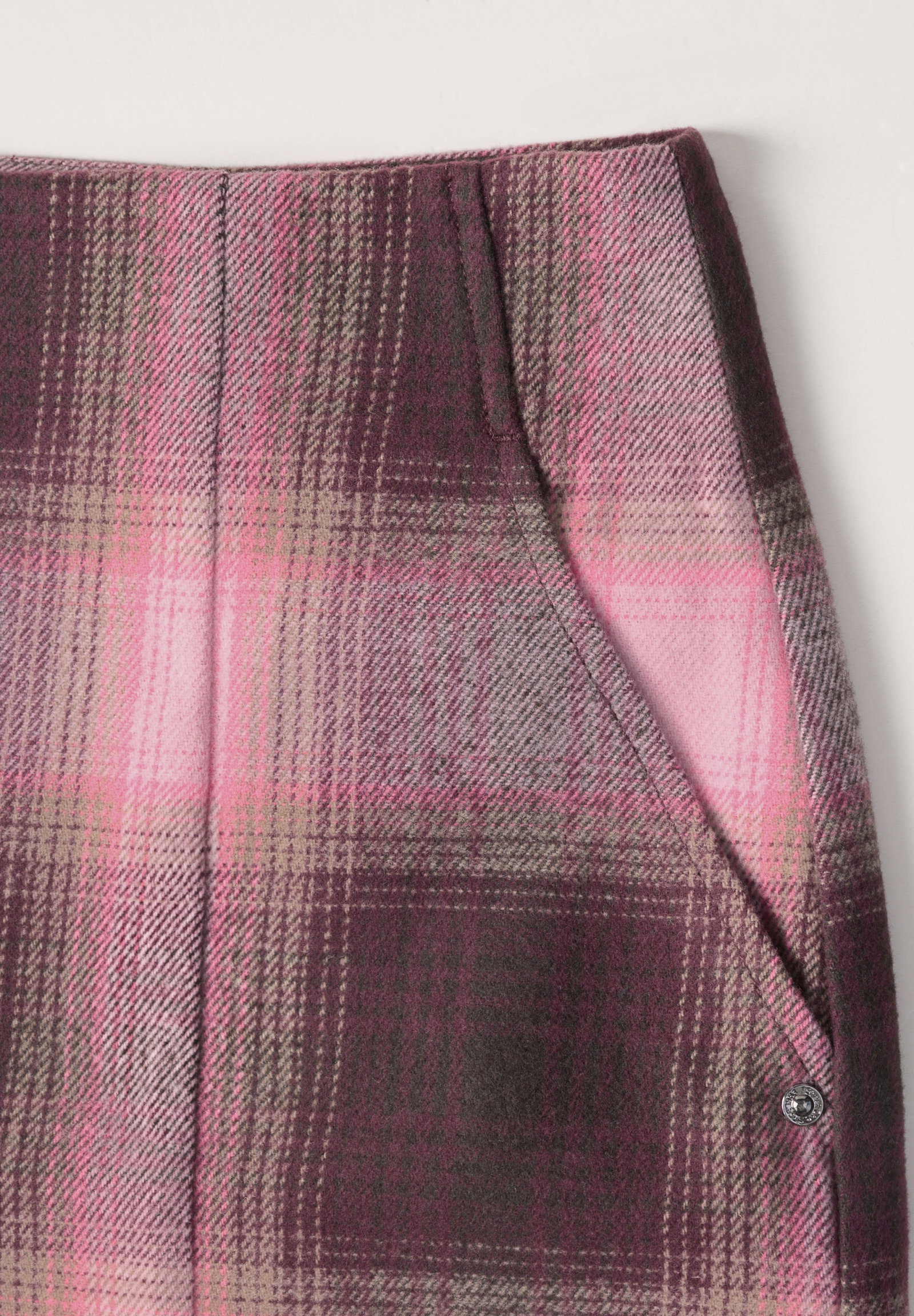 Fake Wool skirt_check, rustic rouge #2
