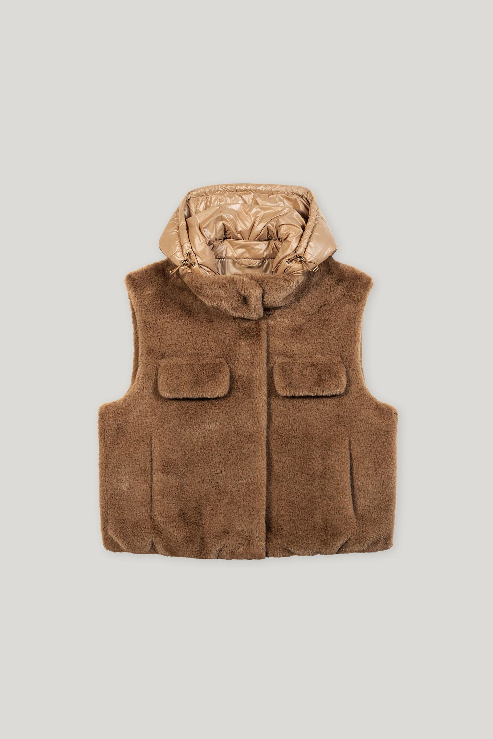 55f108e037592b4baf50fcb844eede0d Luisa Cerano | Luisa Cerano Weste | 38 | light walnut
