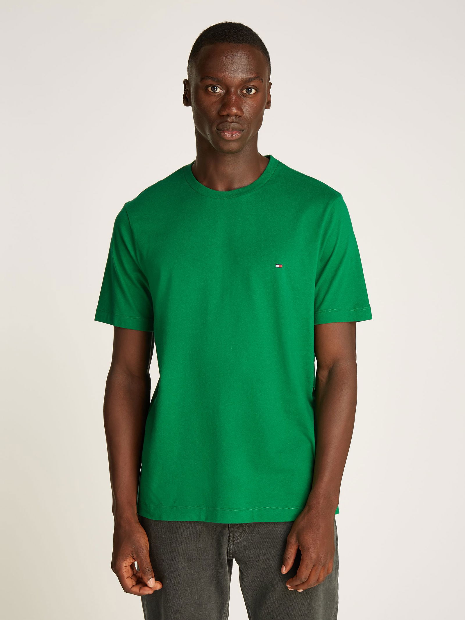  | ESS SEASONAL REG FIT SOLID TEE | XXL | L4F