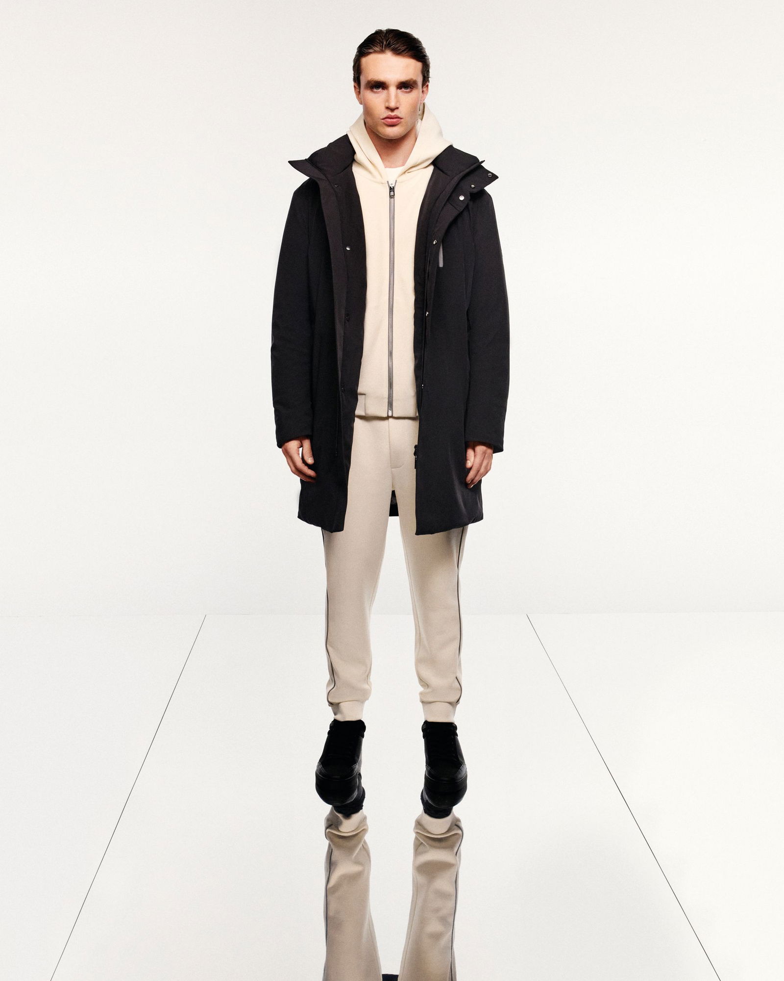 7c611429b361724d42d461cf26de7090 Joop |  Joop Parka  | 58 | black