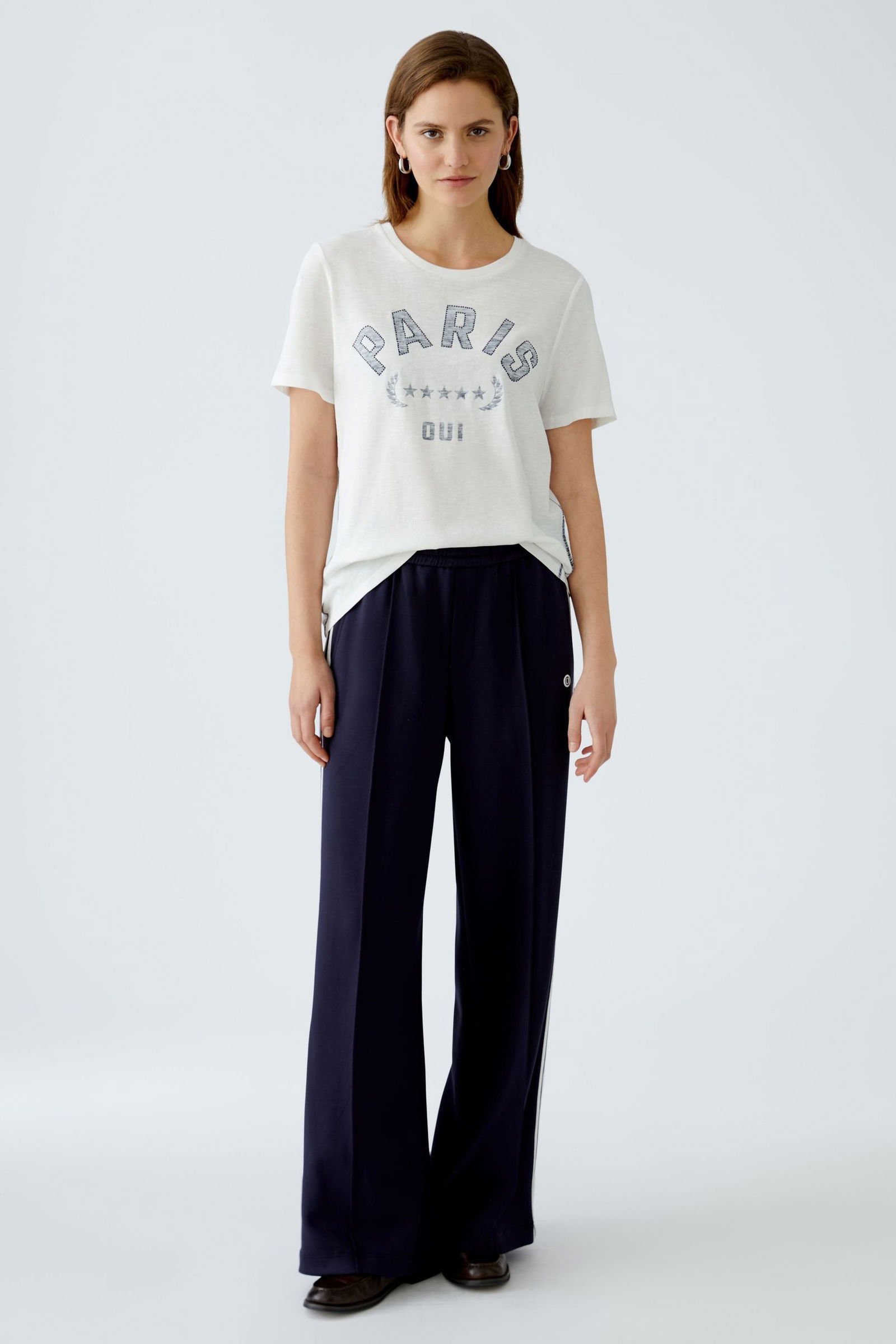 f9c7975f2ef3c83ed3a3ca003fad7d79 | T-Shirt | 40 | cloud dancer