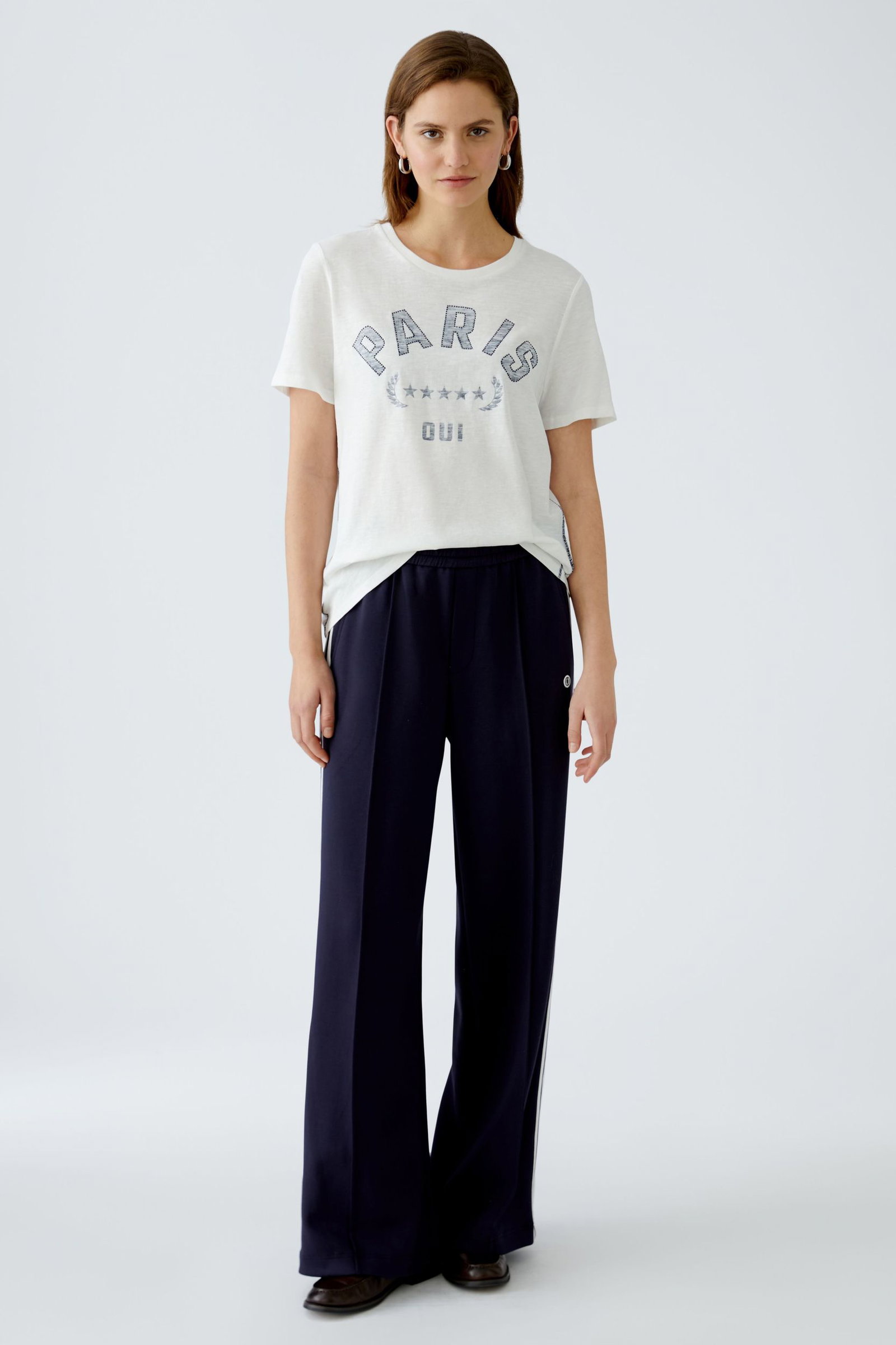 f9c7975f2ef3c83ed3a3ca003fad7d79 | T-Shirt | 40 | cloud dancer