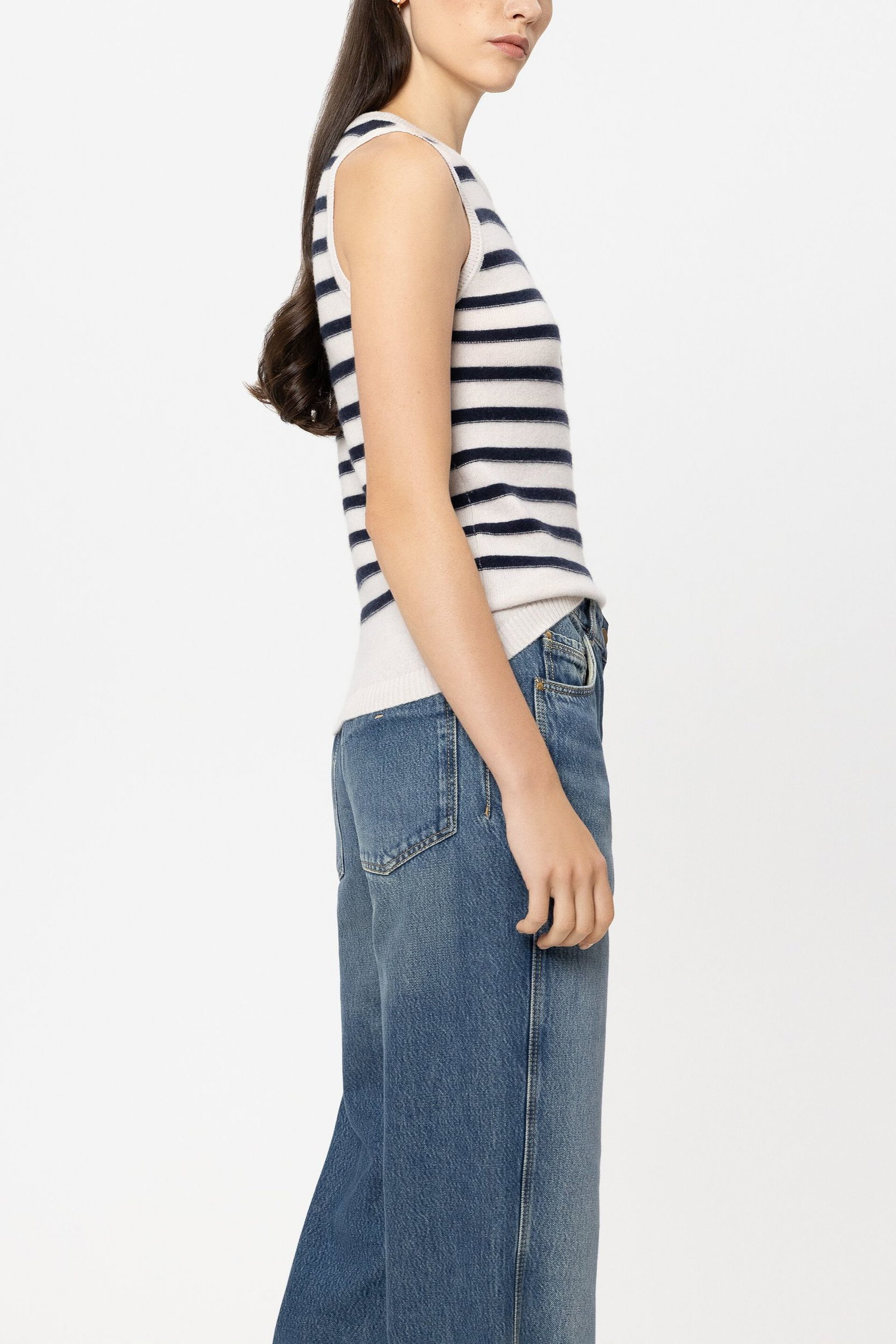 Luisa Cerano |  Luisa Cerano Top  | 42 | 1952_2947