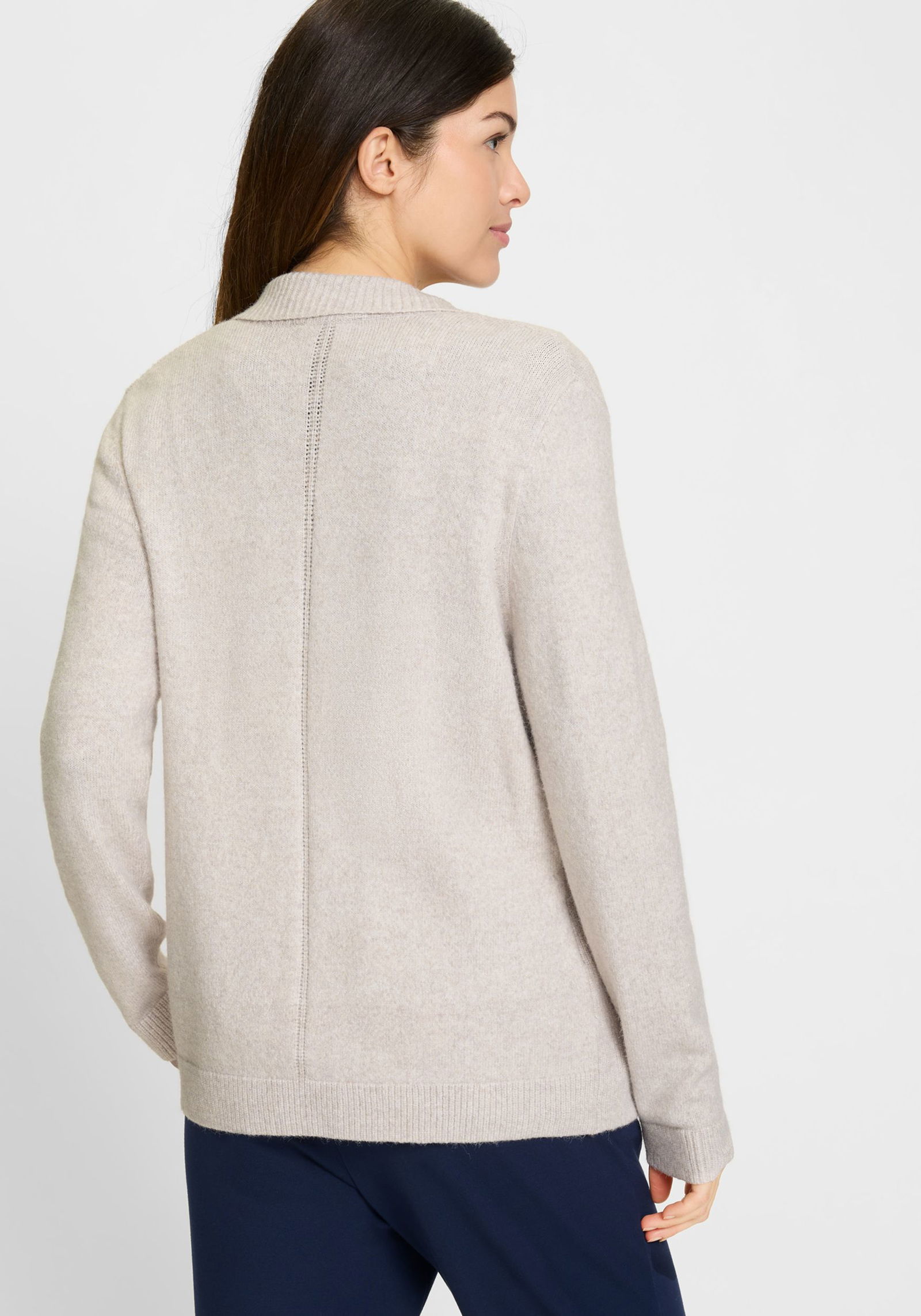 f9fa9dd8c7ebcaf1883bfb1aabb3196d  |  Cardigan Long Sleeves | 38 | 72401_11149