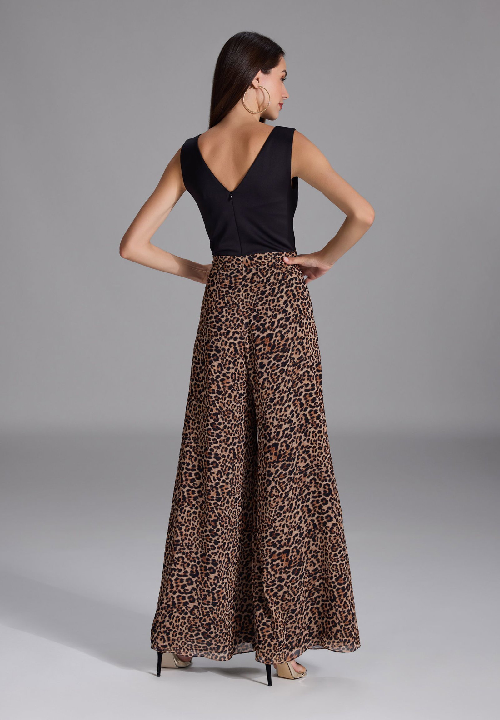 354986138f187f9afca6a0f435c438c6 SWING | SWING Overall | 38 | leo print