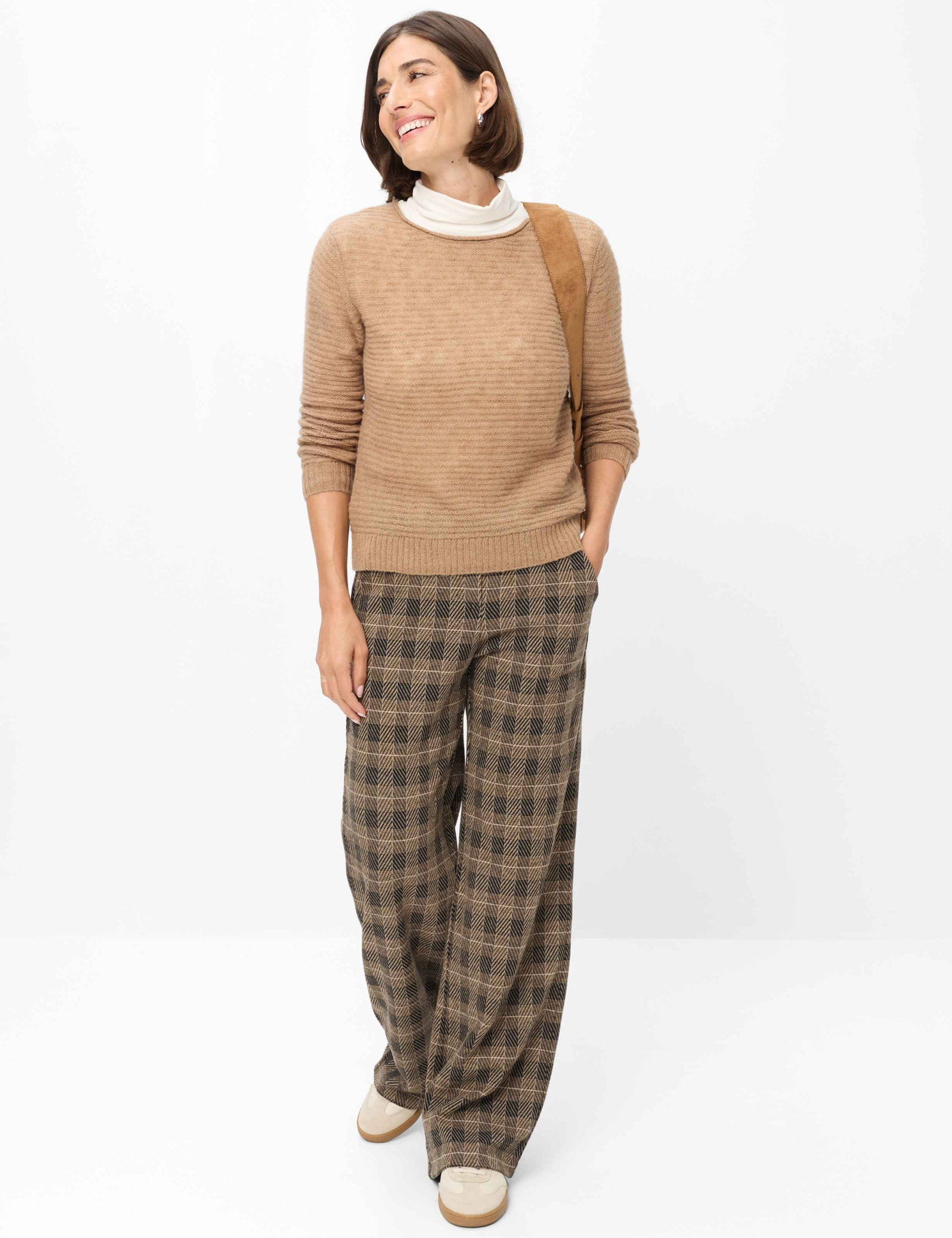 STYLE.LESLEY SNOS, walnut #3