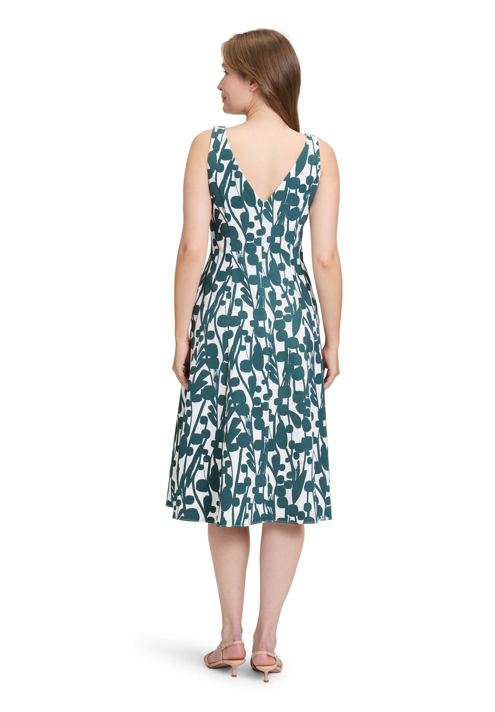 Vera Mont |  Vera Mont Cocktailkleid | 52 | cream/dark green