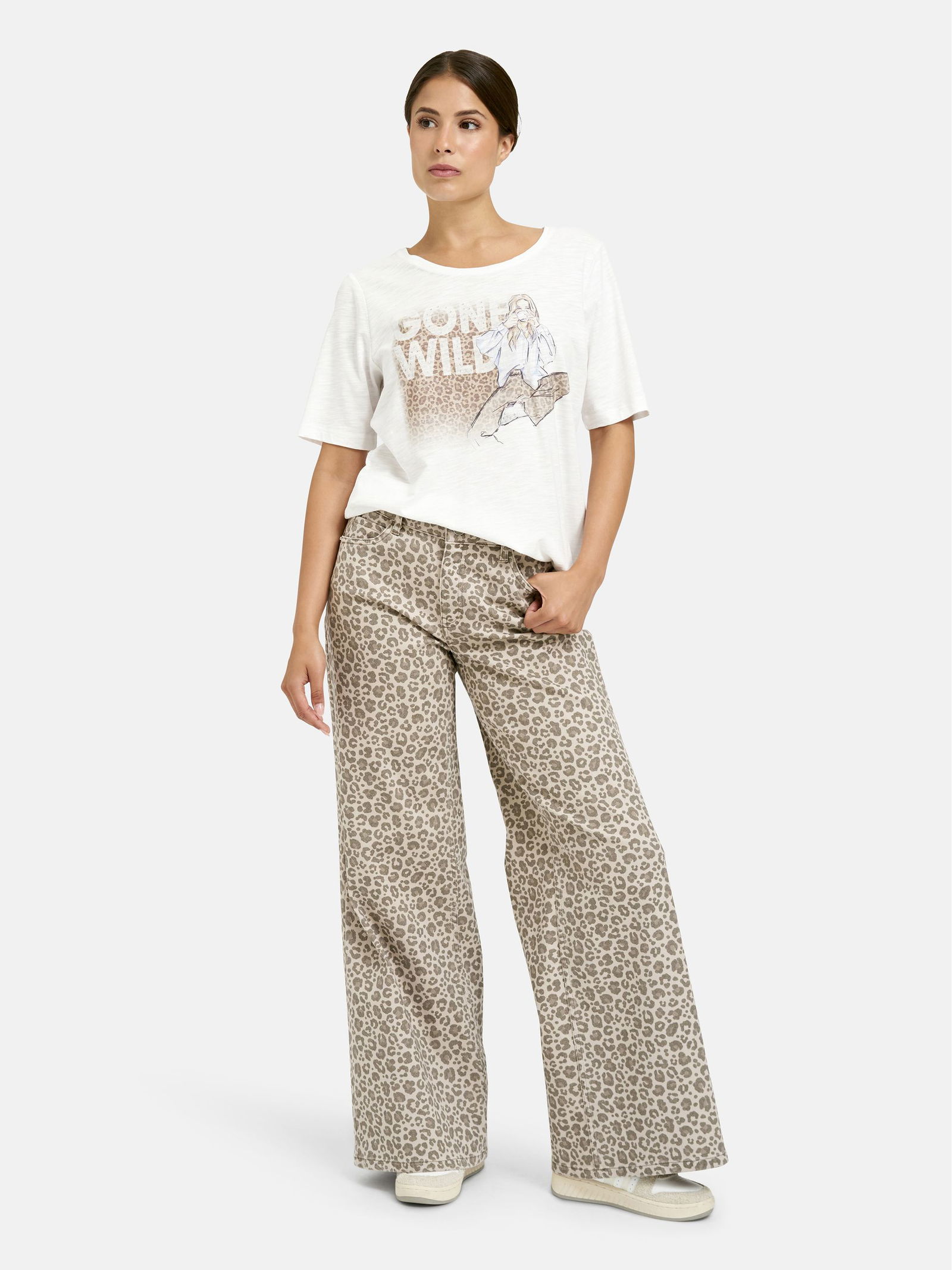  | roundneck t-shirt w/ AW 1/4 sleeve | M | offwhite