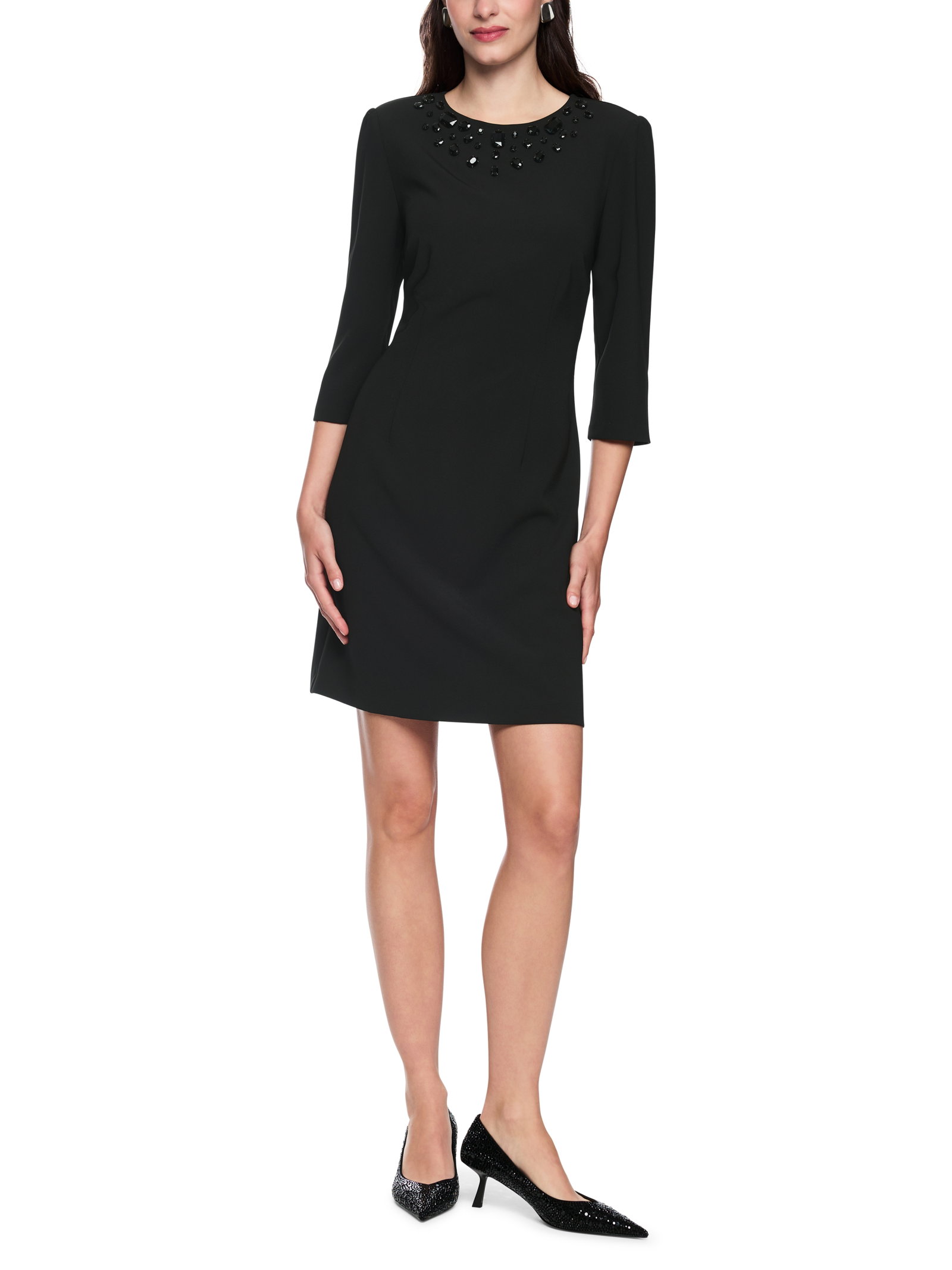 Kleid mit Schmucksteinen #2