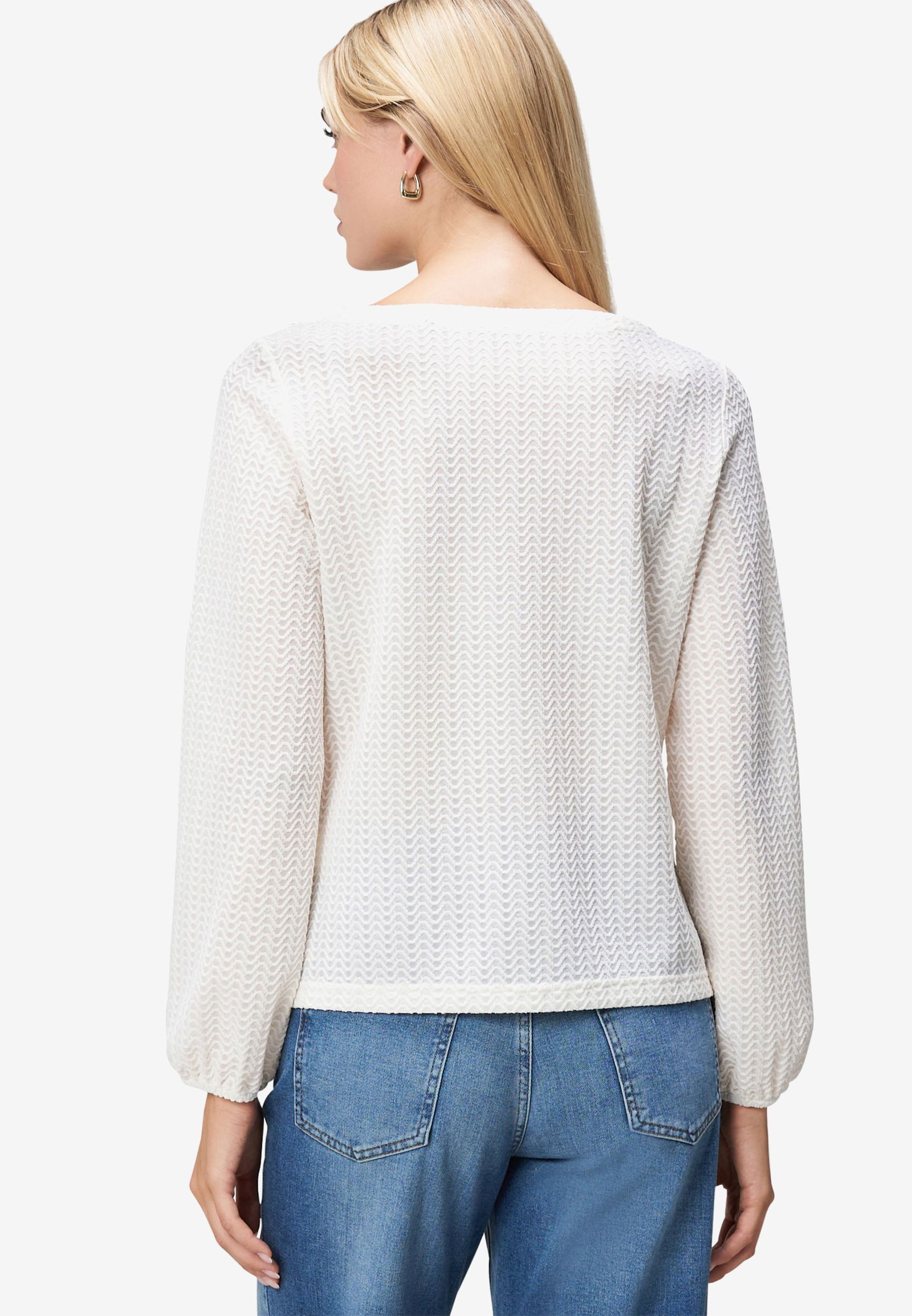 Zero |  Zero Shirt  | 42 | eggnog