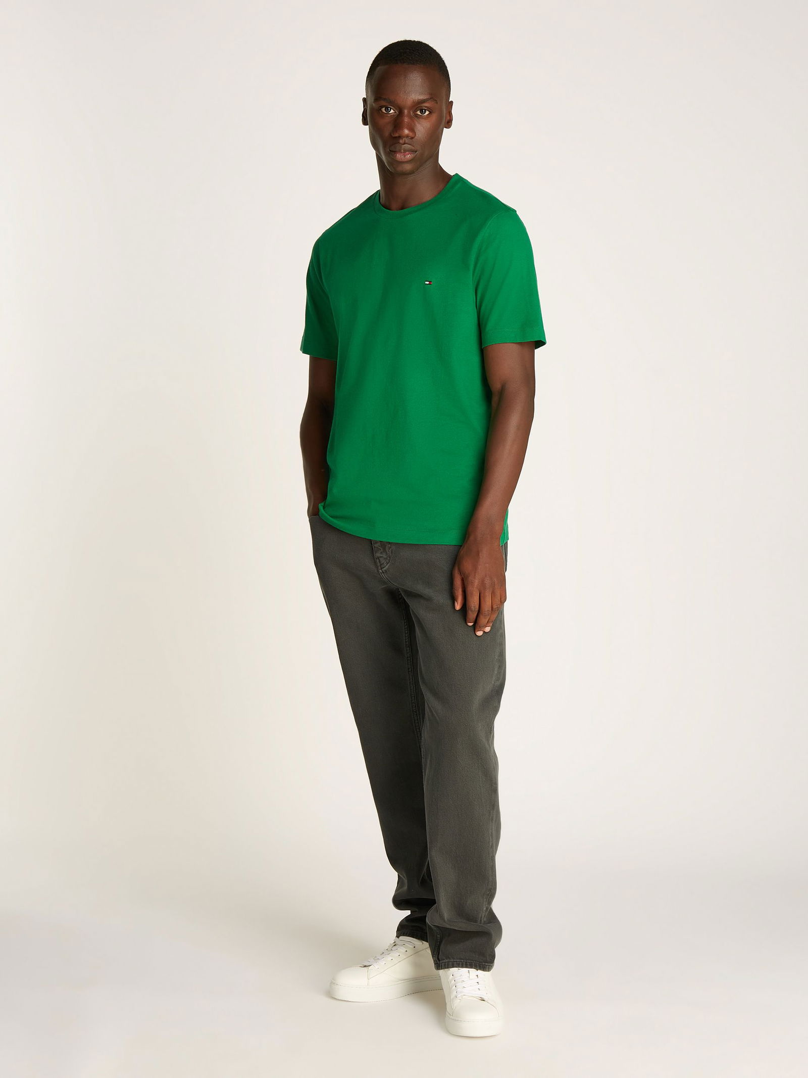  | ESS SEASONAL REG FIT SOLID TEE | XXL | L4F