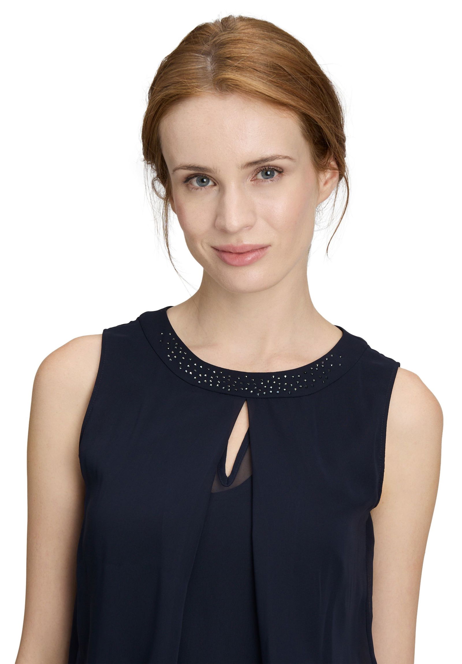 Vera Mont | Vera Mont Overall | 44 | night sky